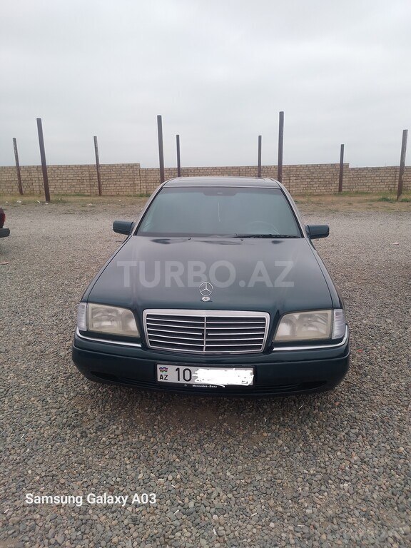 Mercedes C 180