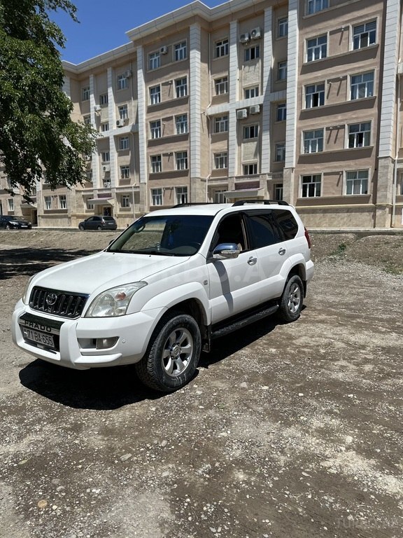 Toyota Land Cruiser Prado