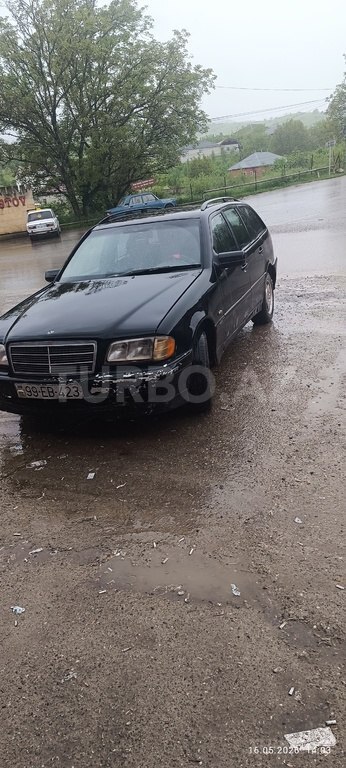 Mercedes C 180