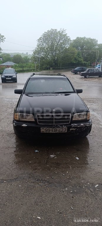 Mercedes C 180