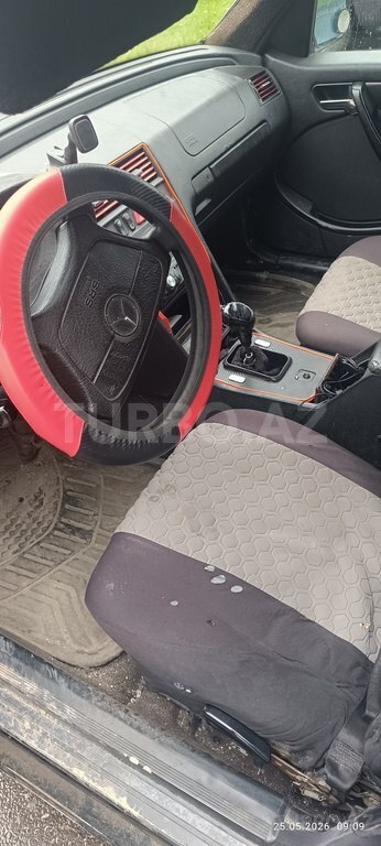 Mercedes C 180