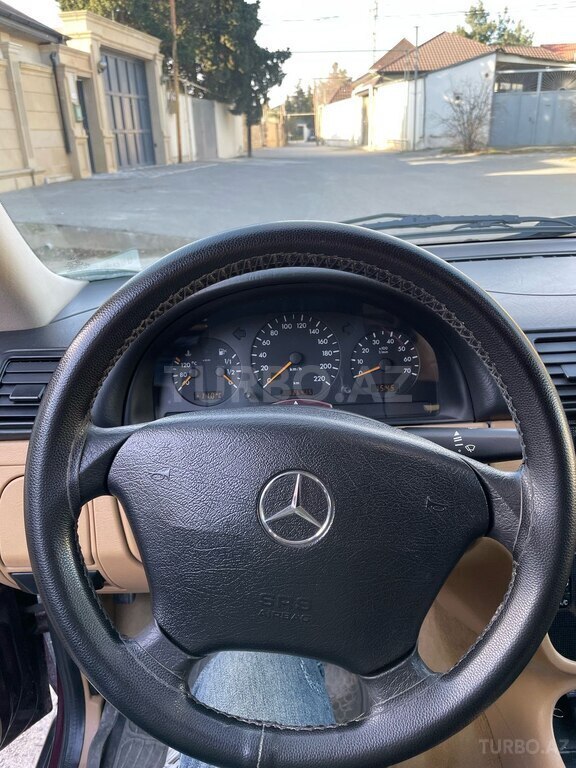 Mercedes ML 230