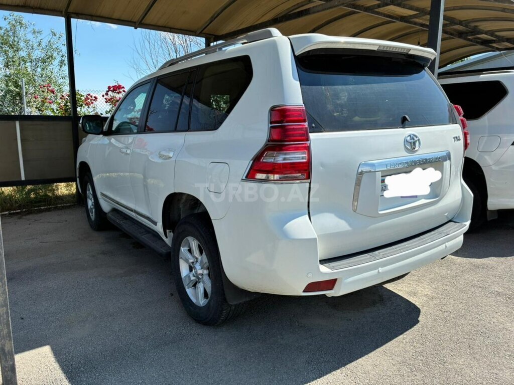 Toyota Land Cruiser Prado