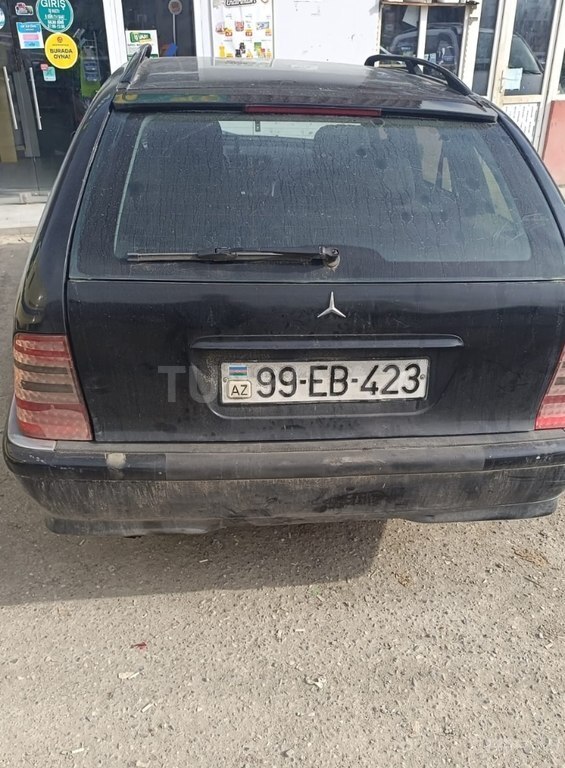Mercedes C 180