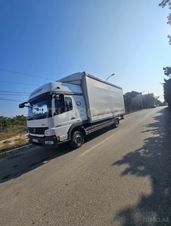 Mercedes Atego 824