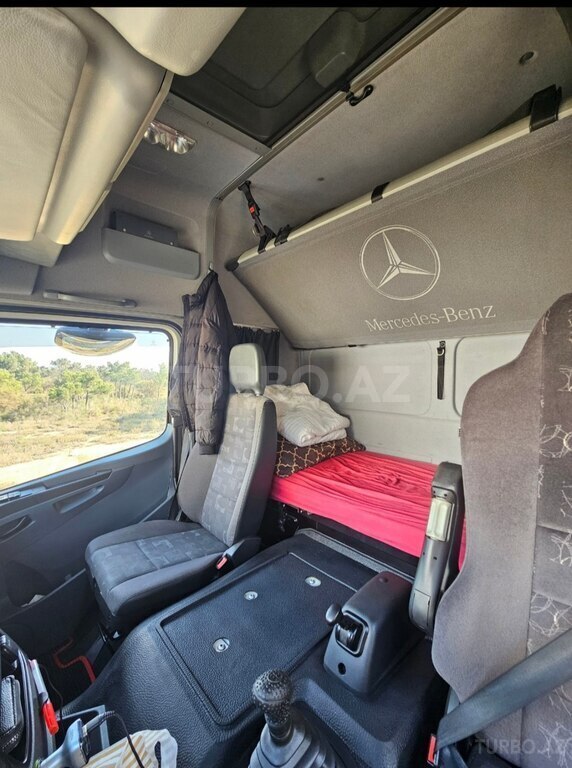 Mercedes Atego 824