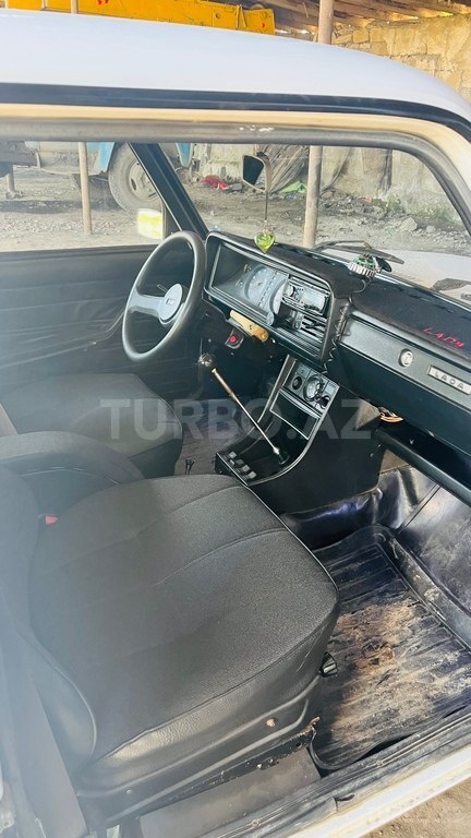 LADA (VAZ) 2107