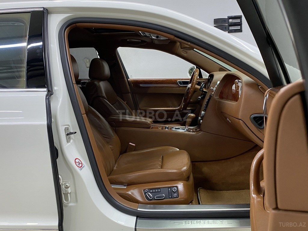 Bentley Continental Flying Spur