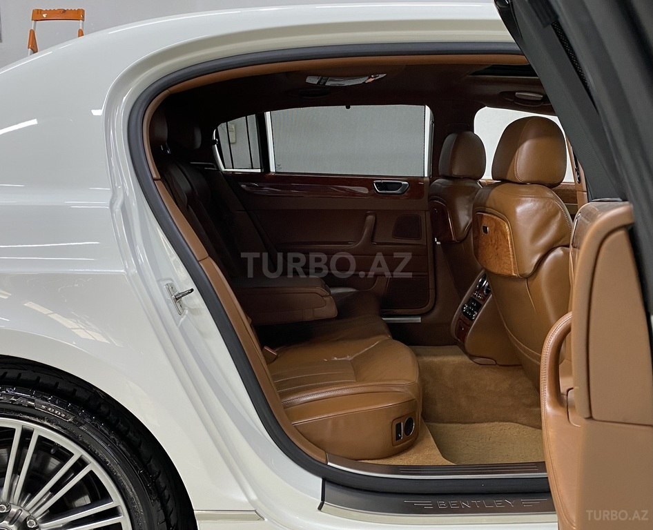 Bentley Continental Flying Spur