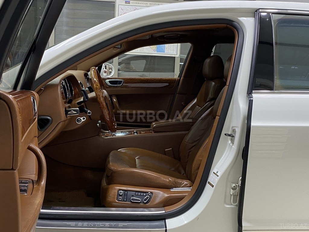 Bentley Continental Flying Spur