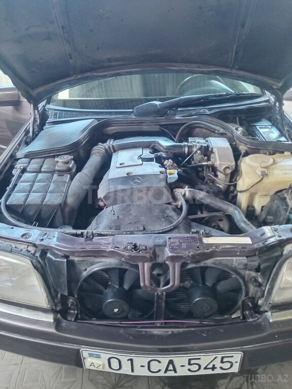 Mercedes C 200