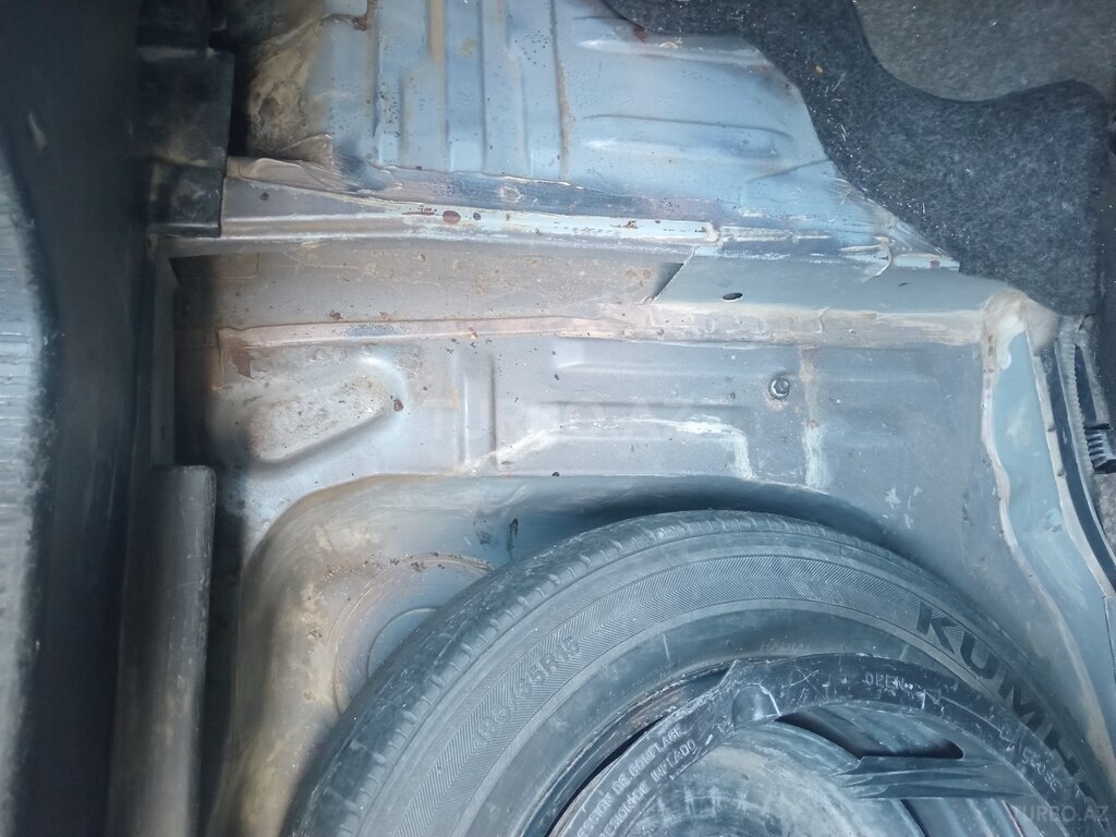 Mercedes C 200