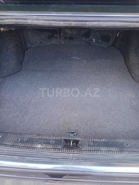 Mercedes C 200