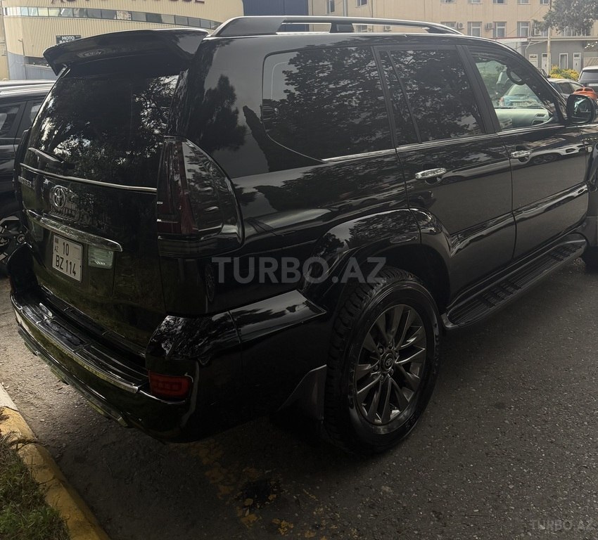Toyota Land Cruiser Prado