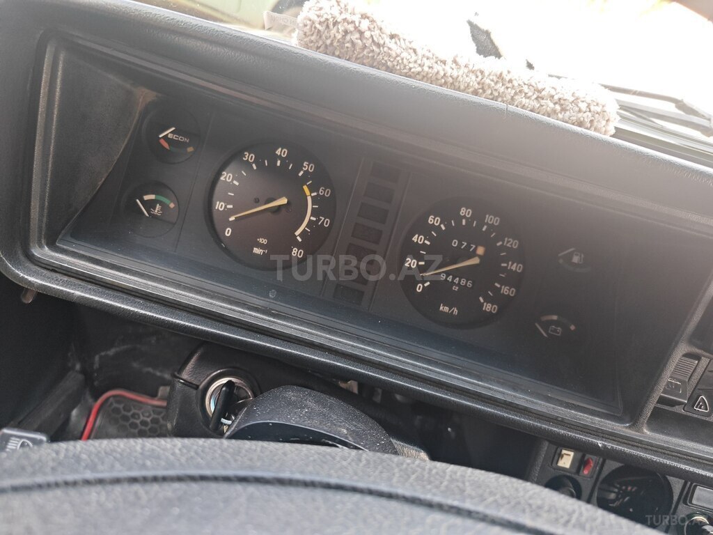 LADA (VAZ) 2104