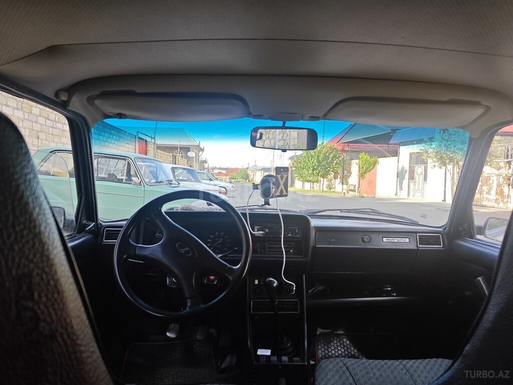LADA (VAZ) 2104