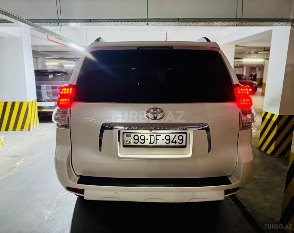 Toyota Land Cruiser Prado