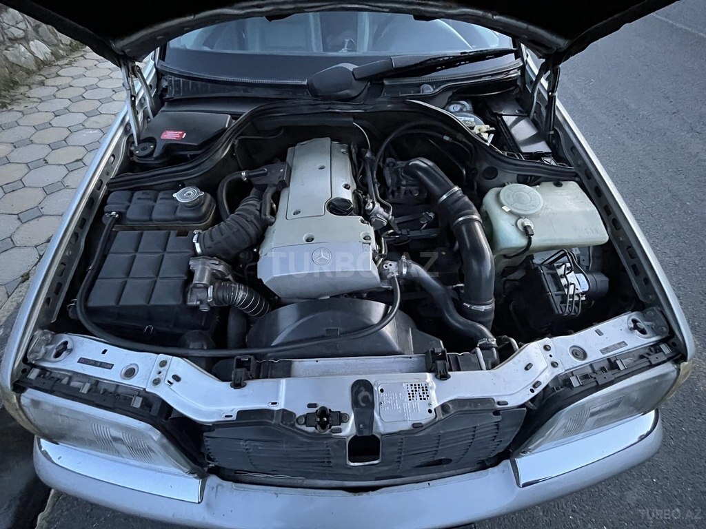 Mercedes C 230