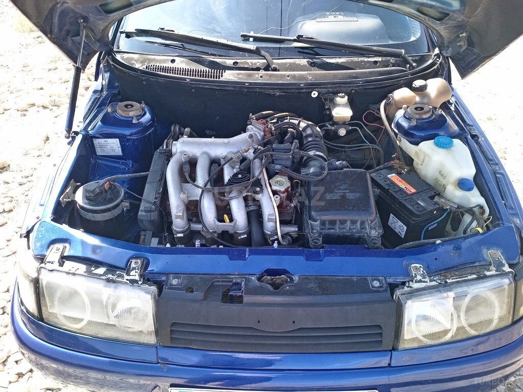 LADA (VAZ) 2112