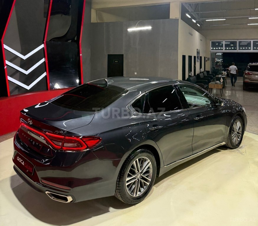 Hyundai Grandeur
