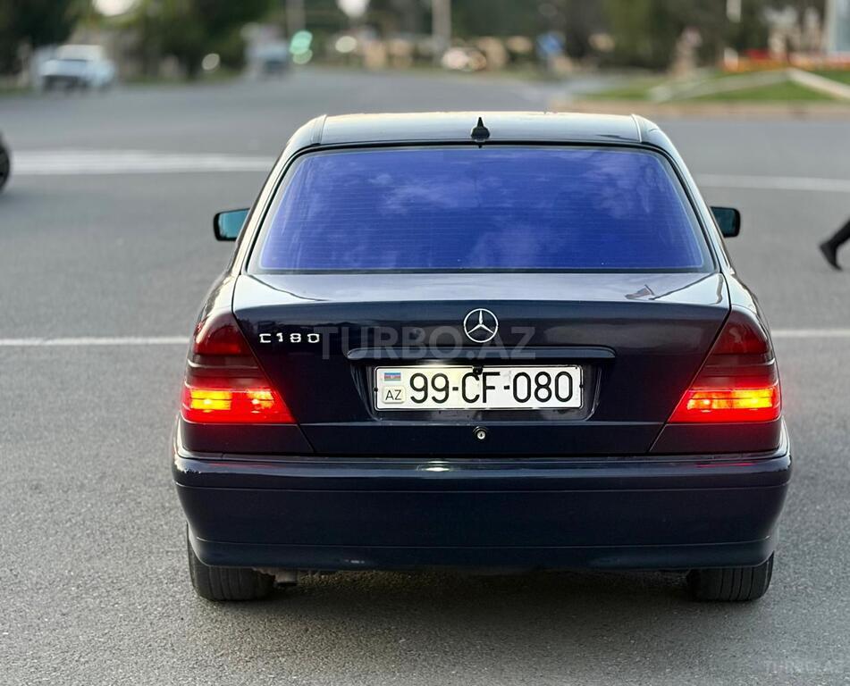 Mercedes C 180