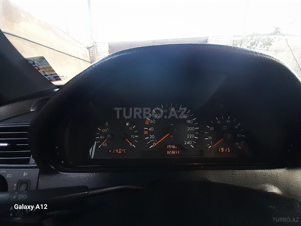 Mercedes C 180