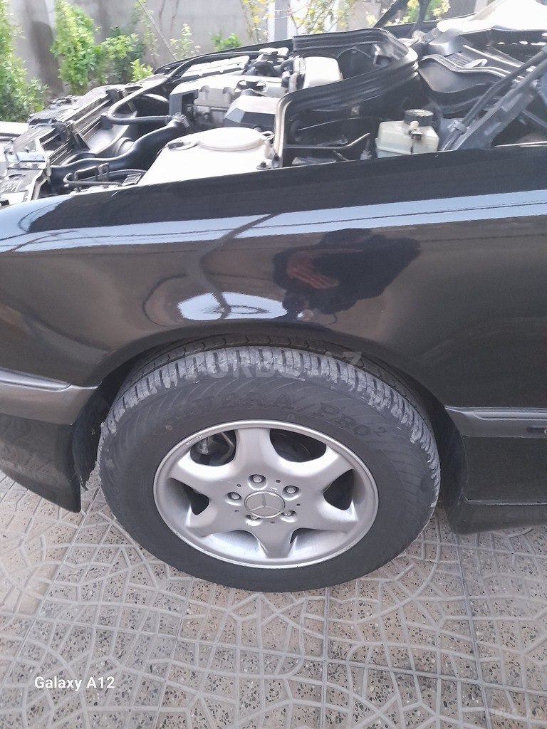 Mercedes C 180