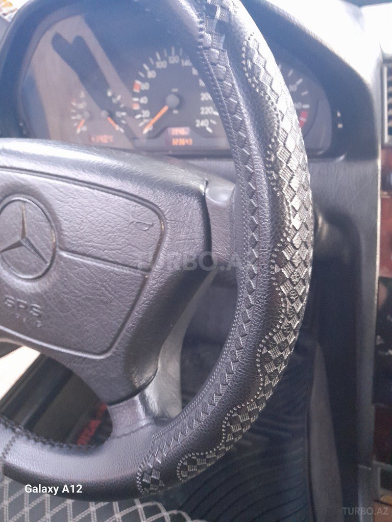 Mercedes C 180