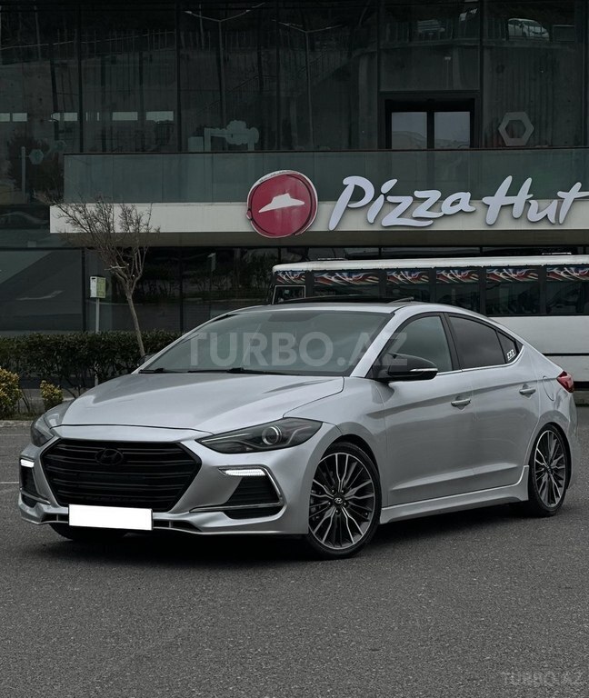 Hyundai Elantra