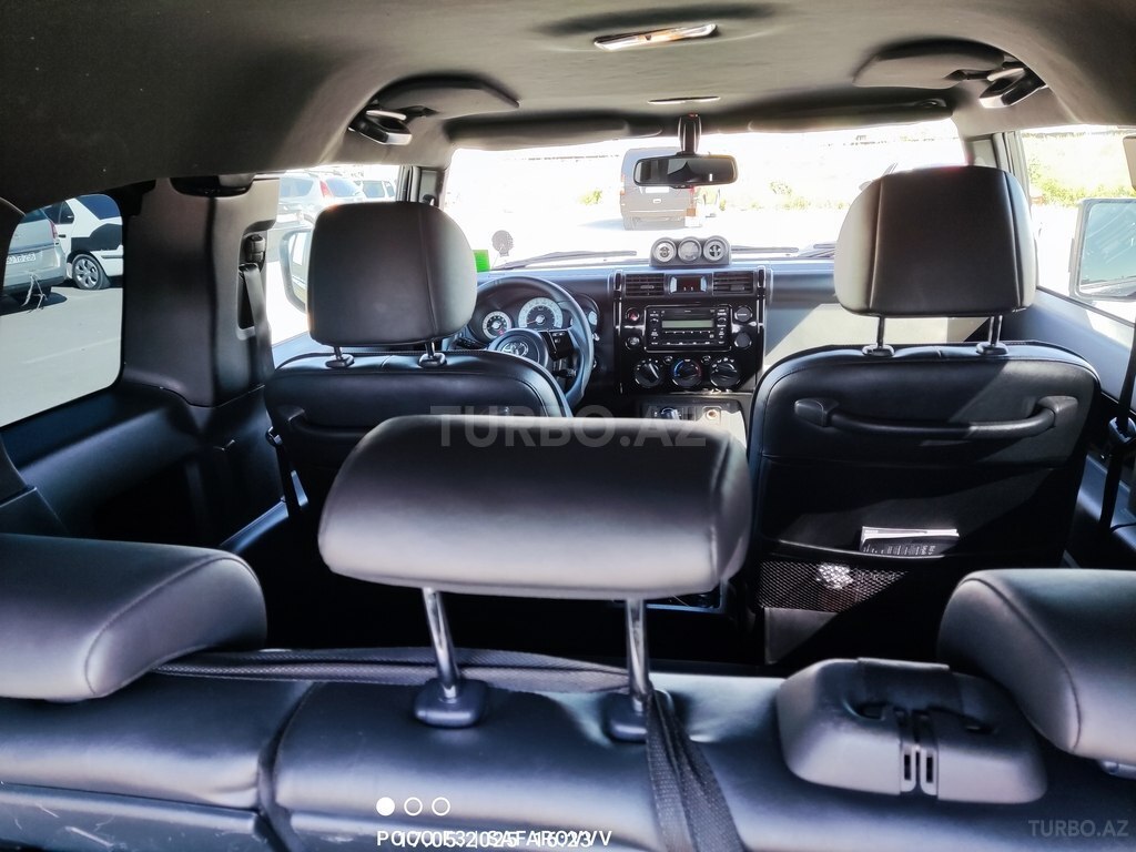 Toyota FJ Cruiser