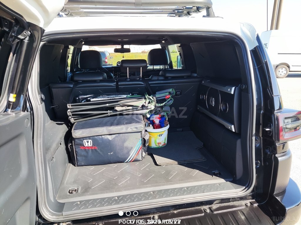 Toyota FJ Cruiser