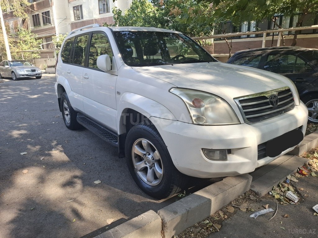 Toyota Land Cruiser Prado
