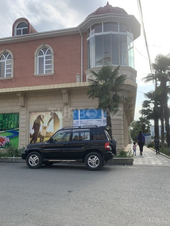 Mitsubishi Pajero io