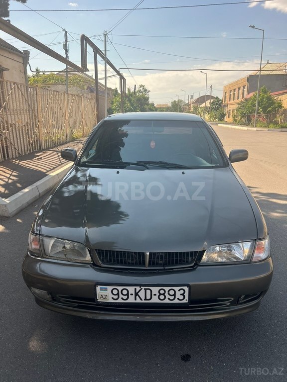 Nissan Sunny