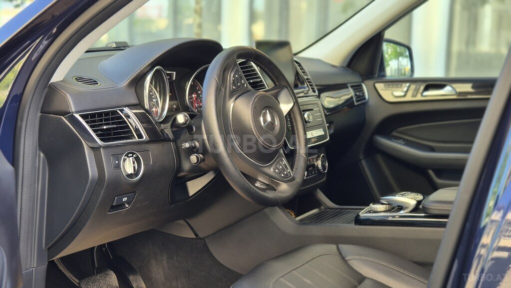 Mercedes GLS 450 4MATIC