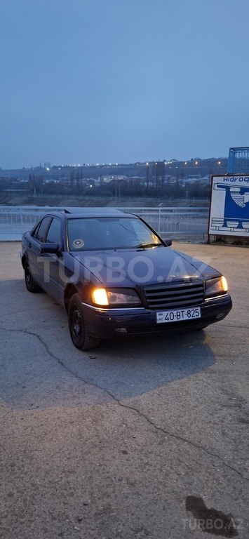 Mercedes C 180