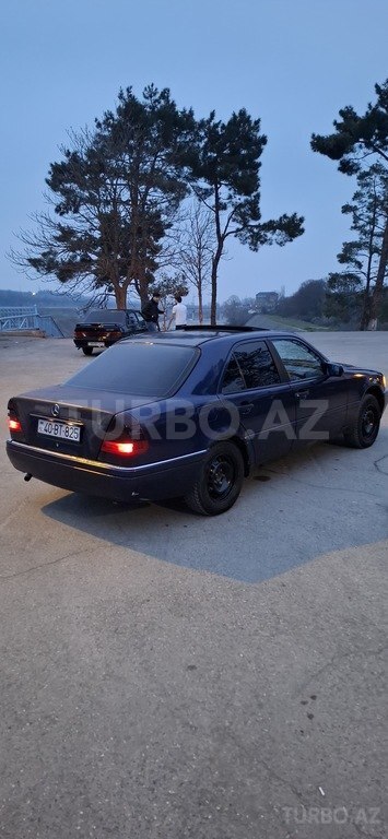 Mercedes C 180