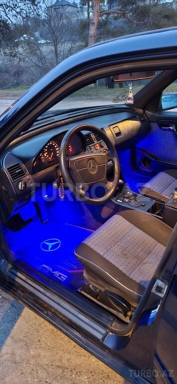 Mercedes C 180