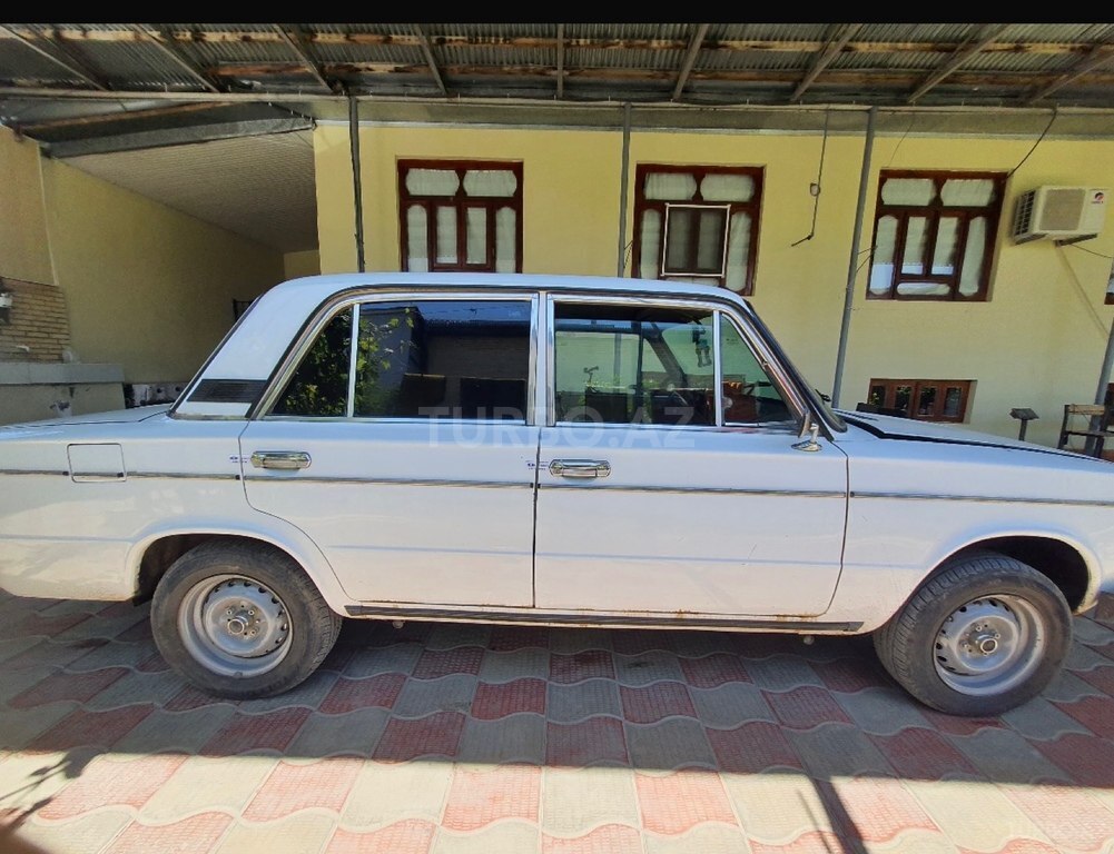 LADA (VAZ) 2106