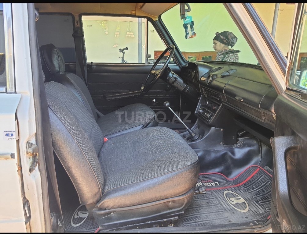 LADA (VAZ) 2106