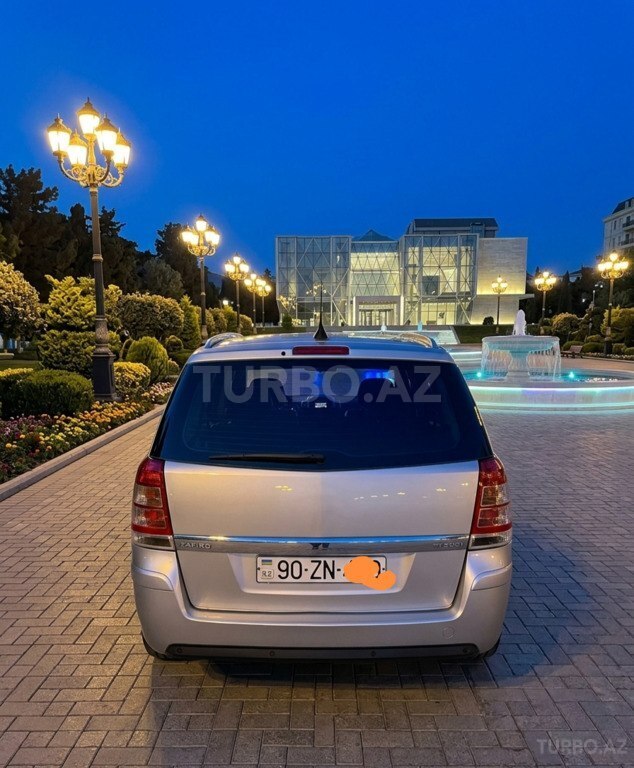 Opel Zafira