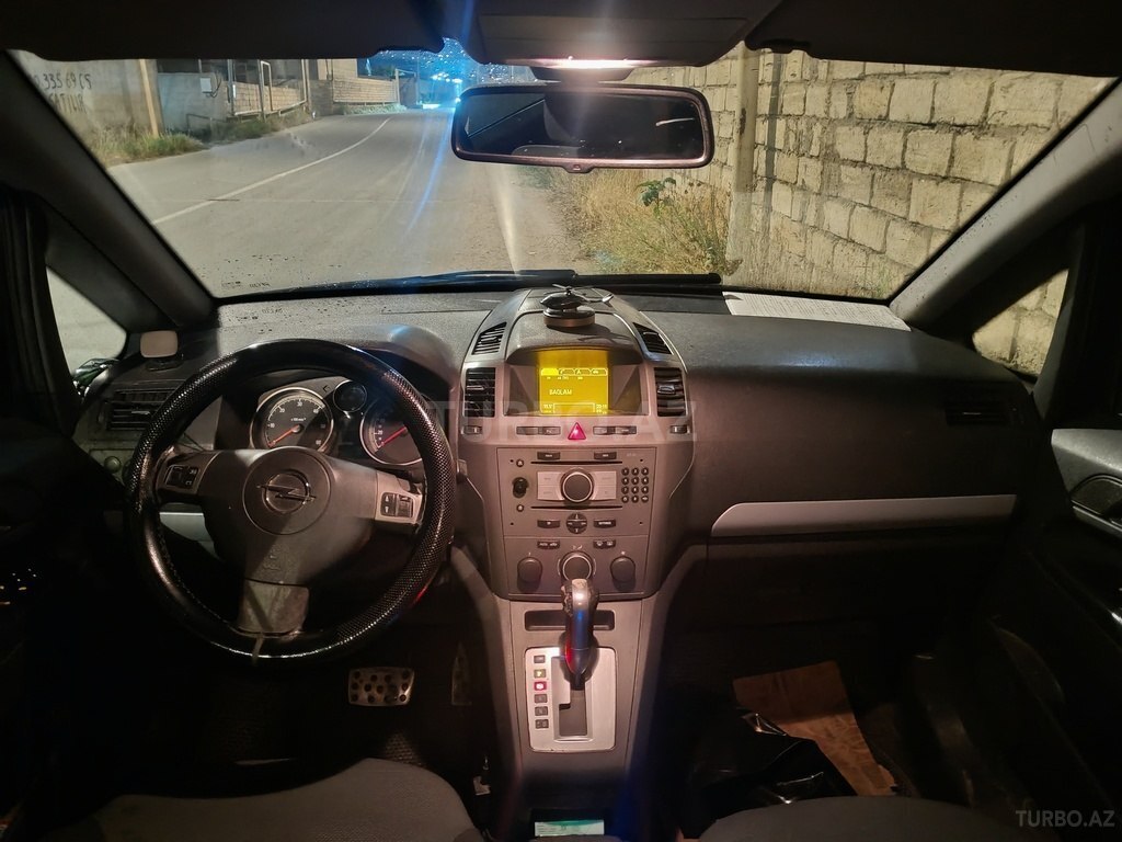 Opel Zafira