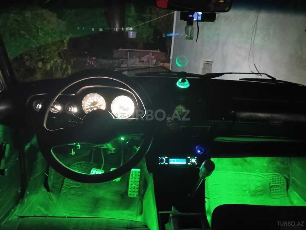 LADA (VAZ) 2106