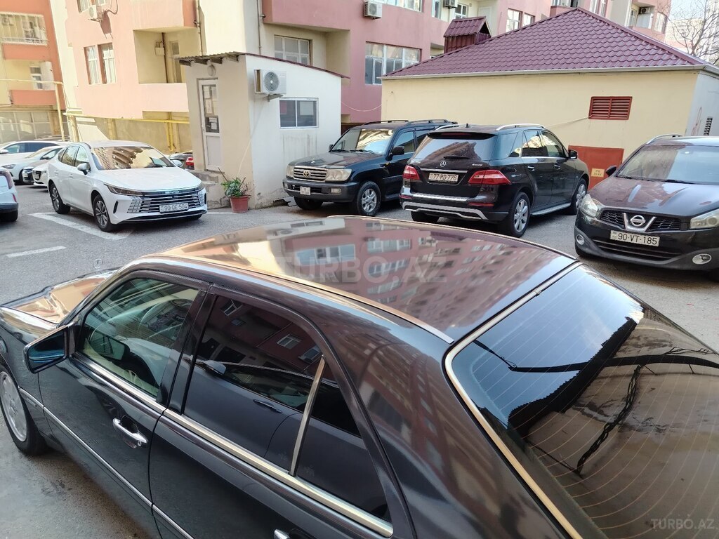 Mercedes C 180