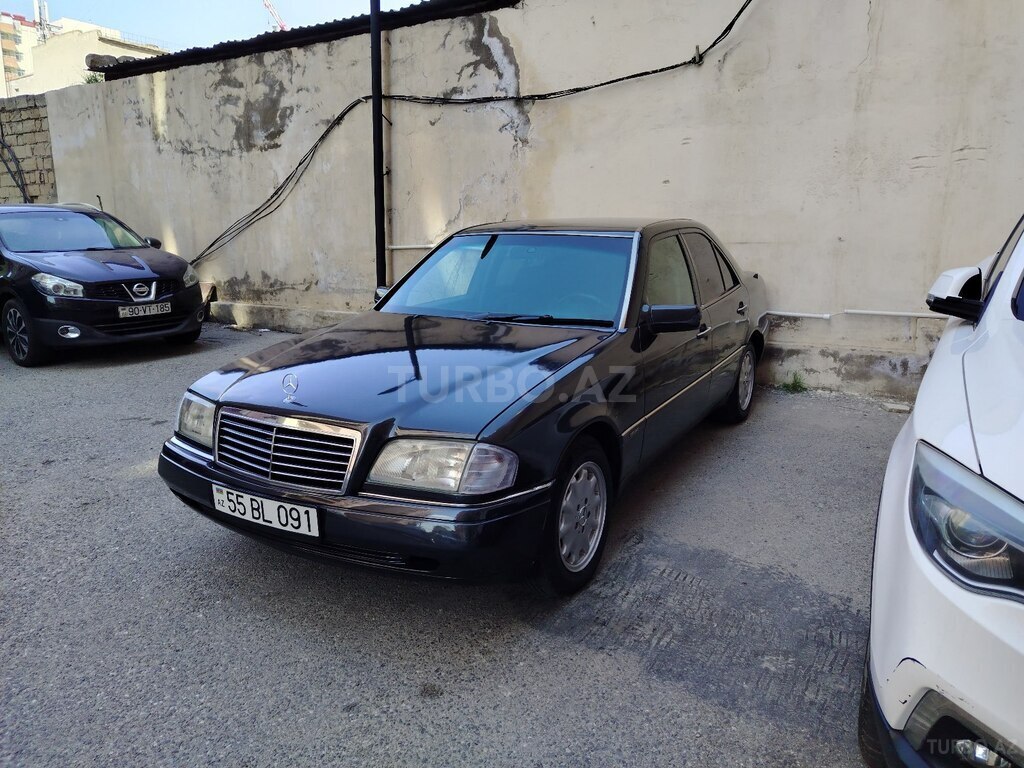 Mercedes C 180