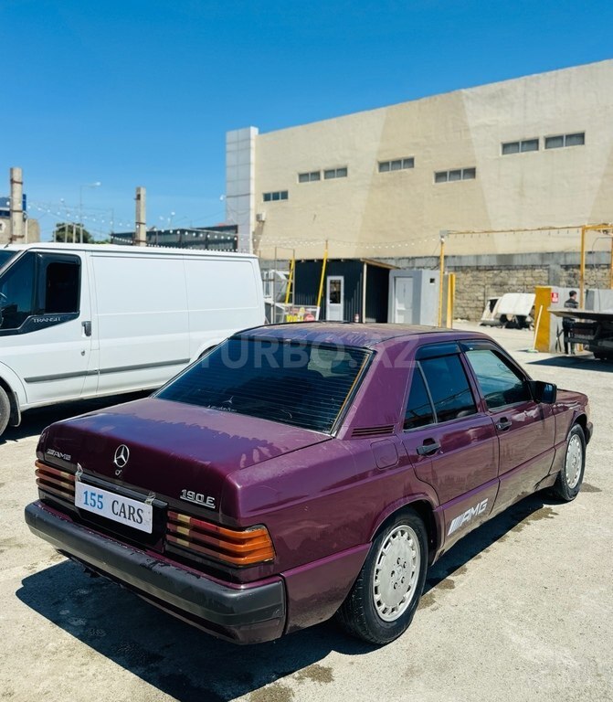 Mercedes 190