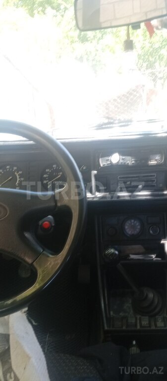 LADA (VAZ) 2107