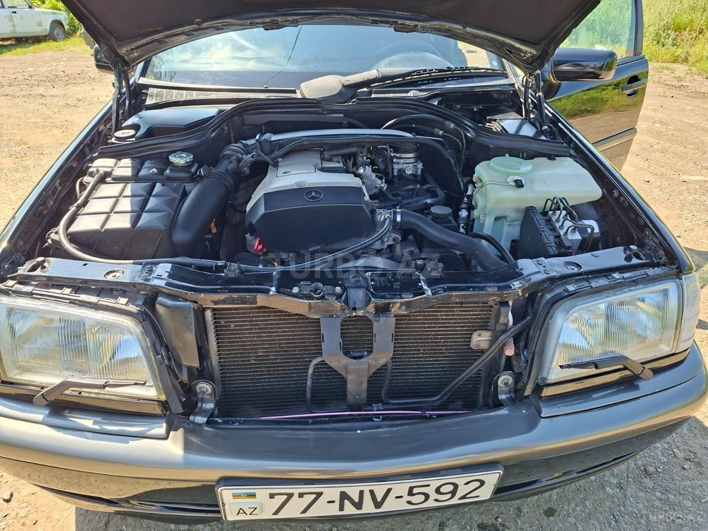 Mercedes C 180