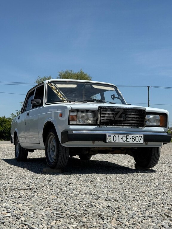LADA (VAZ) 2107