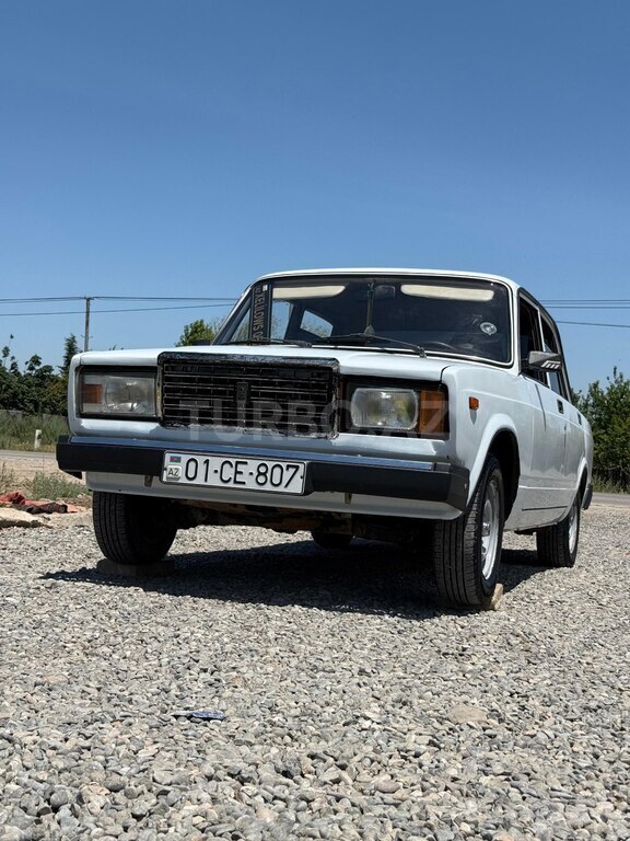 LADA (VAZ) 2107